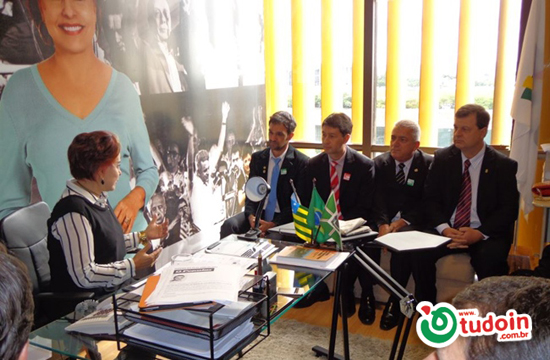 Reunião com Deputada Federal Iris de Araújo e Dioji Ikeda Reunião com Deputada Federal Iris de Araújo e Dioji Ikeda
