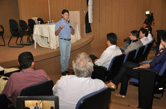 Dioji apresenta Projeto de Monitoramento Eletrônico à comunidade Dioji apresenta Projeto de Monitoramento Eletrônico à comunidade