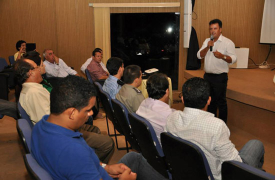 Dioji apresenta Projeto de Monitoramento Eletrônico à comunidade Dioji apresenta Projeto de Monitoramento Eletrônico à comunidade
