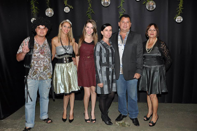 Baile Túnel do Tempo arrecada para compra de cobertores para carentes Baile Túnel do Tempo arrecada para compra de cobertores para carentes