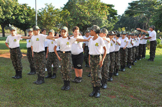 1ª Alvorada Militar - Rede de Proteção Social 1ª Alvorada Militar - Rede de Proteção Social