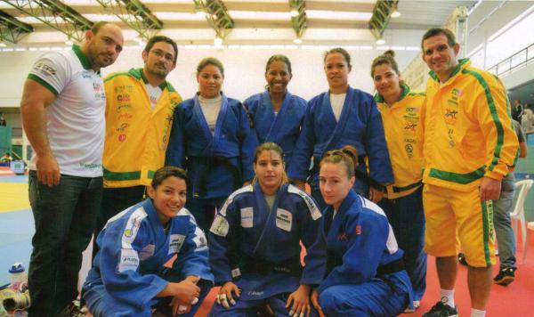 Goiás recebe 10º Grand Prix Nacional Feminino de Clubes de Judô 2015 Goiás recebe 10º Grand Prix Nacional Feminino de Clubes de Judô 2015