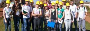 Estudantes visitam usina de açucar e álcool em Inhumas