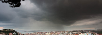 Final de semana com muitas nuvens e chuvas