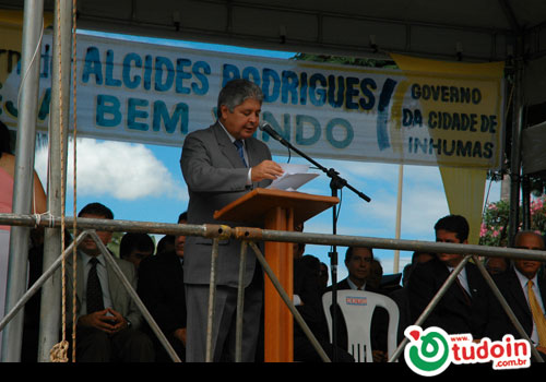 TUDOIN - Galerias de Imagens - Inhumas 77 anos