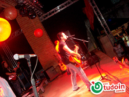 TUDOIN - Galerias de Imagens - Mr. Gyn e Crazy Car