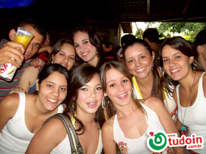 TUDOIN - Galerias de Imagens - InhumasFolia