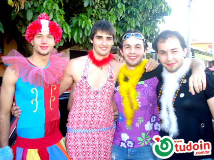 TUDOIN - Galerias de Imagens - Zé Pereira 2009