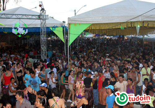 TUDOIN - Galerias de Imagens - CarnáInhumas 2010