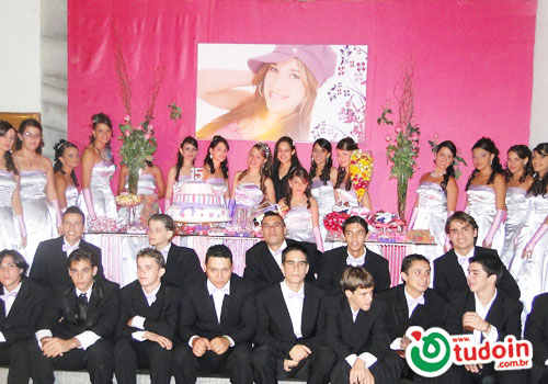 TUDOIN - Galerias de Imagens - Níver Sarah 15 anos