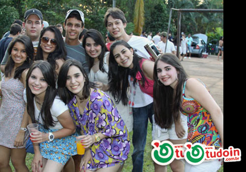 TUDOIN - Galerias de Imagens - Niver Pedro