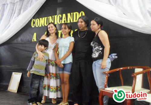 TUDOIN - Galerias de Imagens - IX Feira Cultural do Colégio Castelo Branco