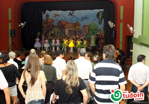 TUDOIN - Galerias de Imagens - Inauguração dos Camarins da Prefeitura