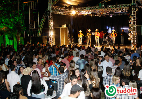 TUDOIN - Galerias de Imagens - Arraiá dos Carreiros 2012