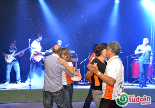TUDOIN - Galerias de Imagens - Forrozão Sertanejo 2013