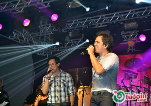 TUDOIN - Galerias de Imagens - Guilherme e Santiago 2013