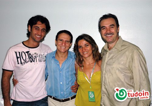 TUDOIN - Galerias de Imagens - Nilton Pinto e Tom Carvalho