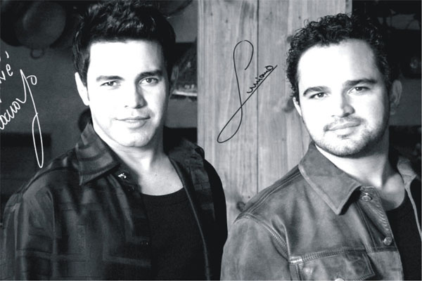 Zezé de Camargo & Luciano em Inhumas Zezé de Camargo & Luciano em Inhumas