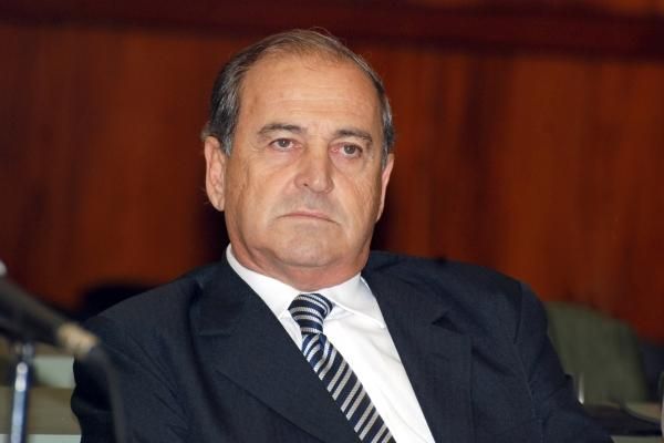 José Essado: ações contra drogas e oposição José Essado: ações contra drogas e oposição
