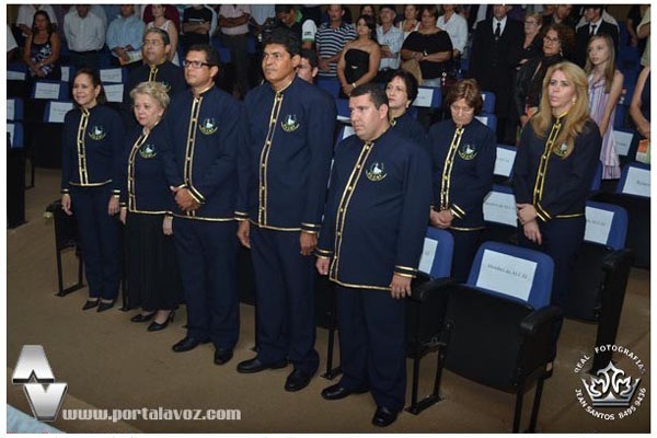 ALCAI empossa novos membros ALCAI empossa novos membros