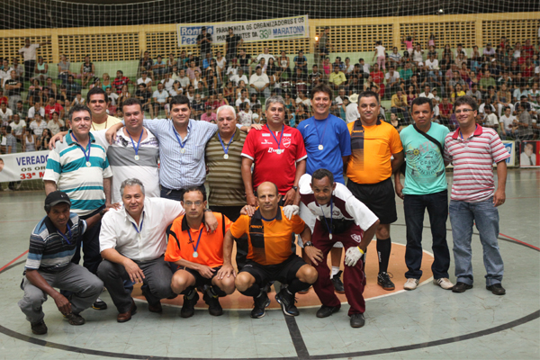 Confira os campeões do futsal na 33ª Maratona Esportiva Confira os campeões do futsal na 33ª Maratona Esportiva
