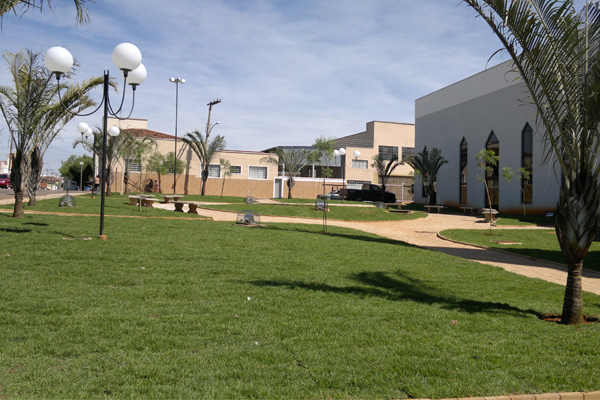 Praça da Matriz de SantAna é revitalizada Praça da Matriz de SantAna é revitalizada