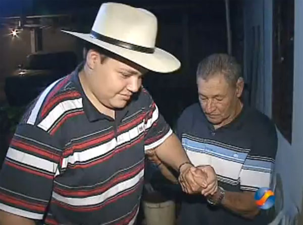 Adolescente de Inhumas Sofre com Doença Rara. Adolescente de Inhumas Sofre com Doença Rara.