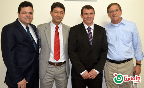Sessão Solene 2014 na Câmara de Inhumas Sessão Solene 2014 na Câmara de Inhumas
