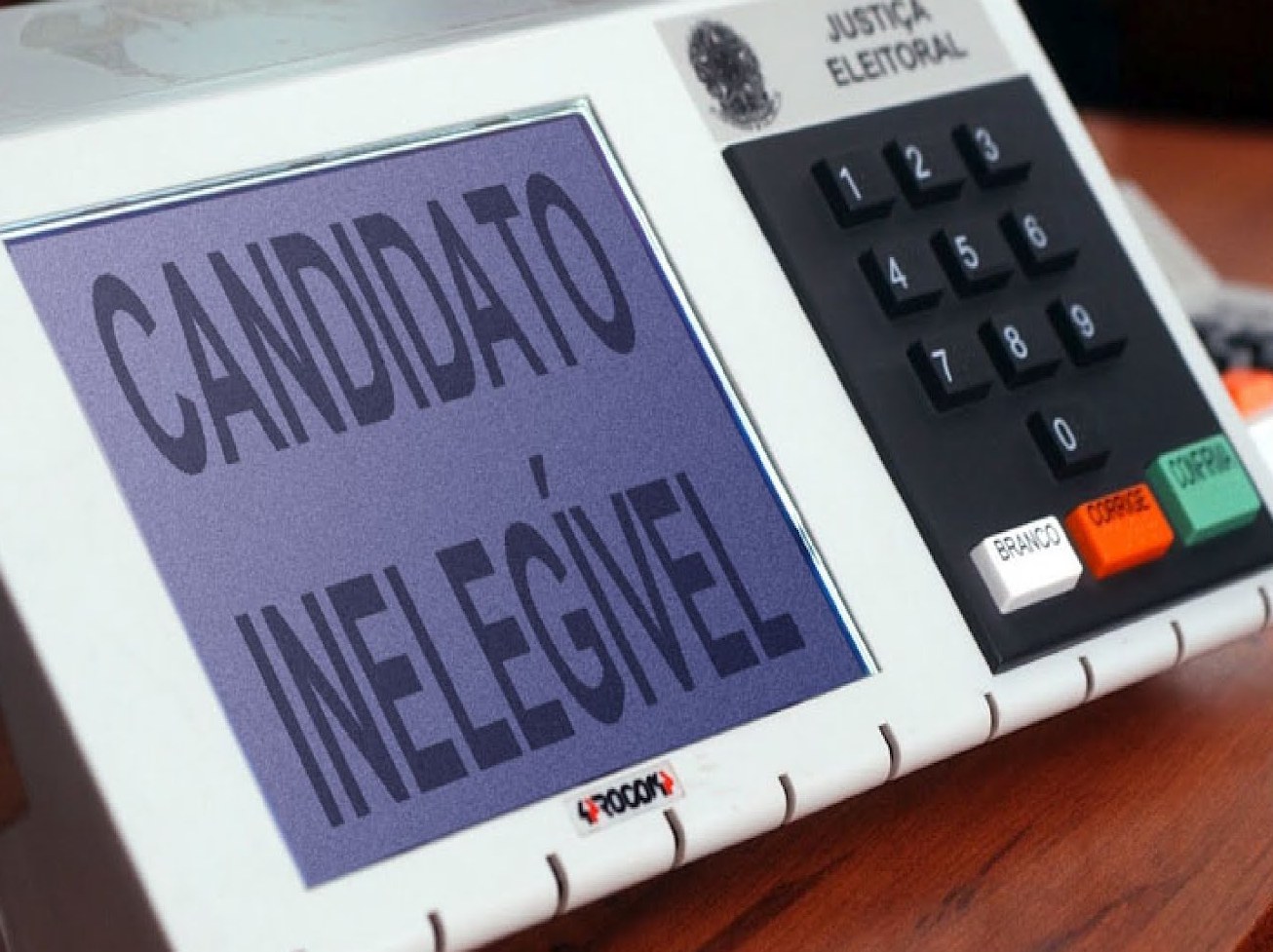Lei da Ficha Limpa deve impedir reeleição do reitor da UEG Lei da Ficha Limpa deve impedir reeleição do reitor da UEG